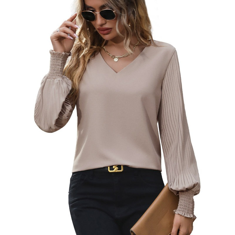 Classy woman's long sleeved blouse for autumn